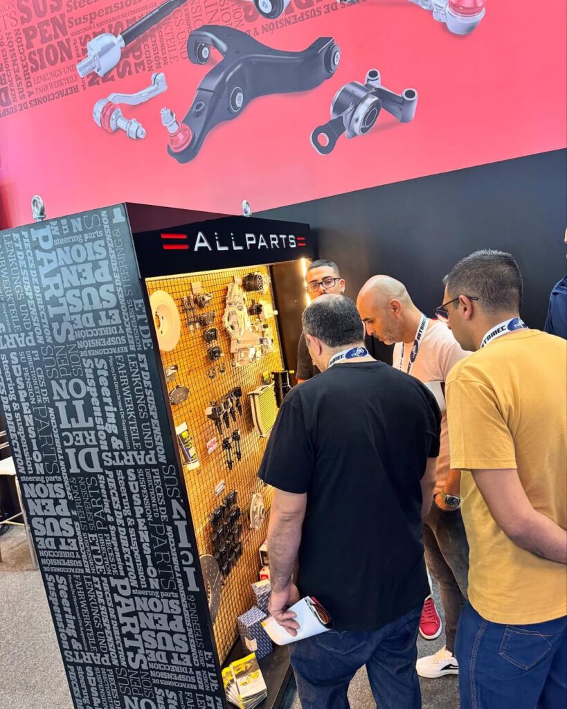 Feira Automec sábado dia 26-04, exposição com nossos mecânicos (3)